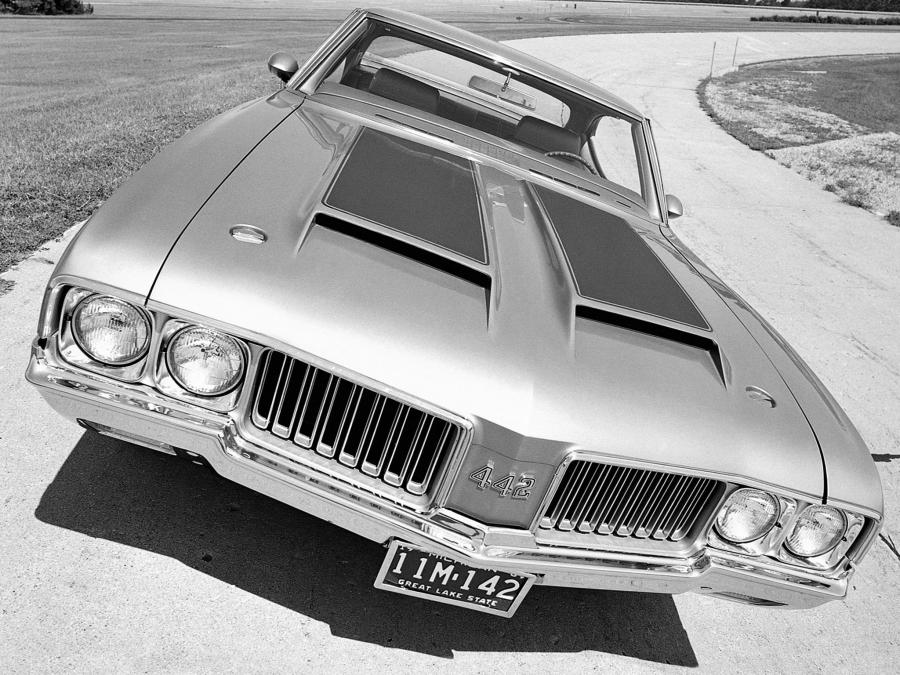  Oldsmobile 442 W-30 Holiday Coupe 1970 года  (фото 8 из 26)